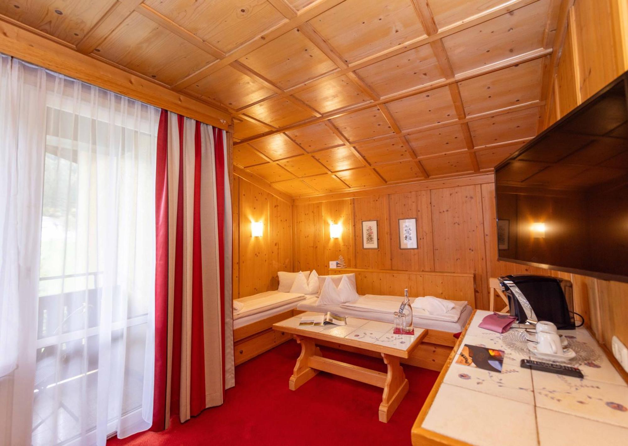 Hotel Latini Zell am See Exterior foto